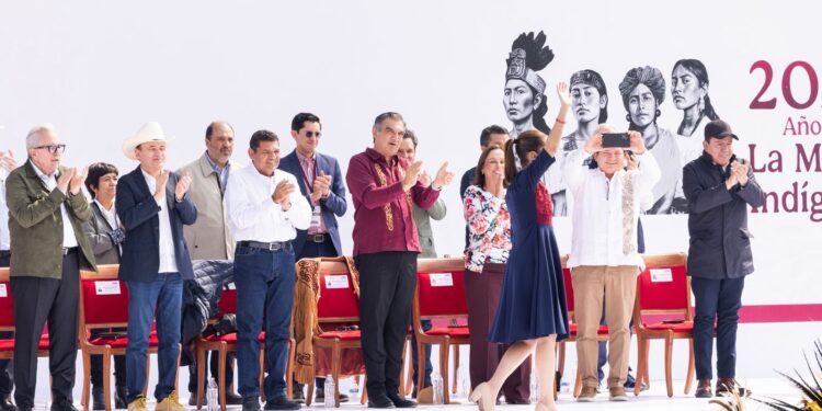 Acompaña Américo a la presidenta Sheinbaum en celebración de 7 años de  la 4T