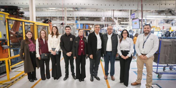 Consolida Tamaulipas su competitividad;  lanza Clúster Automotriz