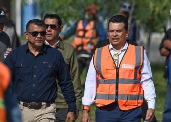 Supervisa Lalo Gattás cuidado de entorno urbano de la Capital.