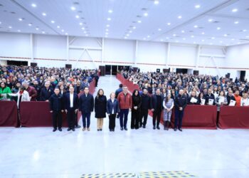 Aumento salarial y pensiones seguras  garantiza Américo a las y los trabajadores del Estado