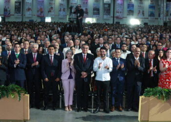 En su Cuarto Informe, el gobernador Américo Villarreal exhortó a evitar la reacción de aquellos que pretenden, desde las noticias falsas, abrir de nuevo el espacio a las  oligarquías