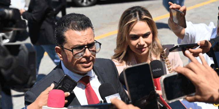 A Victoria le ha ido muy bien con el gobernador: Lalo Gattás