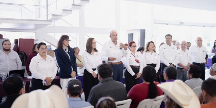 Entregan DIF Tamaulipas y Secretaría de Salud 420 auxiliares auditivos a población de 13 municipios