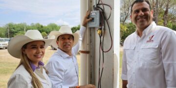 Mantiene Lalo Gattás un gobierno cercano a la gente.