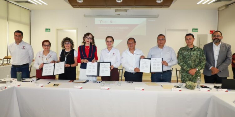 Toman protesta a integrantes del Consejo  Estatal de Nutrición