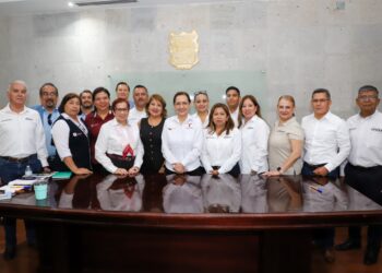 Impulsa Secretaría de Salud acuerdos para fortalecer atención médica y bienestar laboral