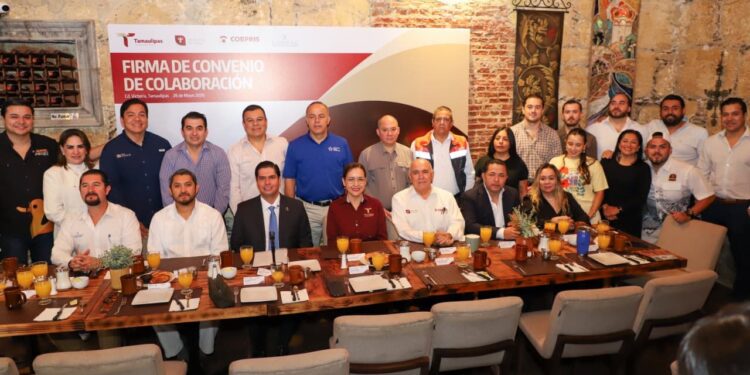 Secretaría de Salud y COEPRIS fortalecen acciones con la CANIRAC para proteger la  salud de la población