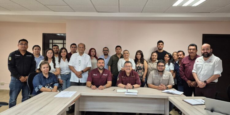 Reciben empresas de Tula distintivos “Punto  Limpio”