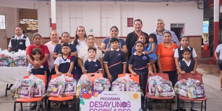 Entrega DIF Tamaulipas dotaciones para que estudiantes continúen con sus desayunos escolares en vacaciones