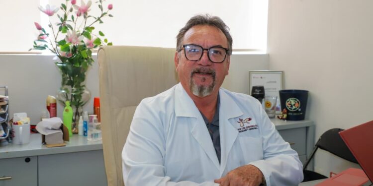 “Si tú no puedes, nosotros vamos”, llevan prevención del cáncer de mama a  los centros laborales