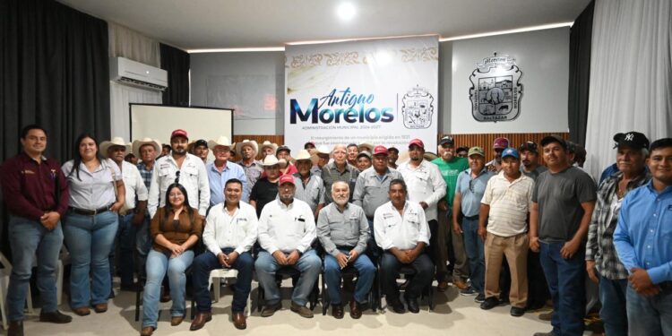 Mejoran actividad ganadera con capacitación a  productores de Antiguo Morelos