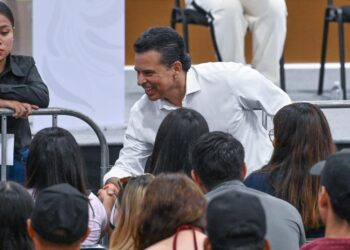 Asiste alcalde Lalo Gattás a evento de Presidenta Claudia Sheinbaum “Jóvenes Construyendo el Futuro”