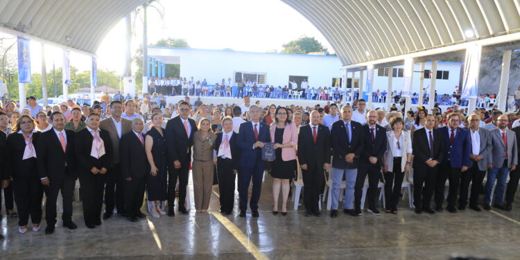 Impulsa Américo conectividad y abasto de agua  en Nuevo Morelos