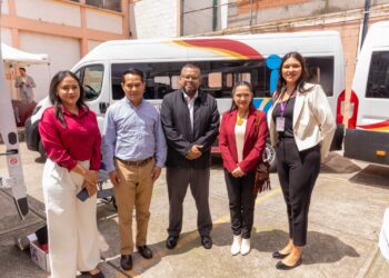 Recibe DIF Tamaulipas tres vehículos adaptados para fortalecer atención a personas con discapacidad