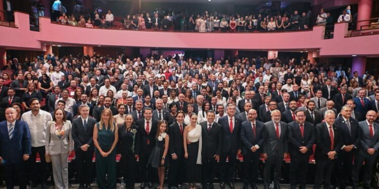 Respalda gobernador 5 años de resultados de Lalo Gattás.